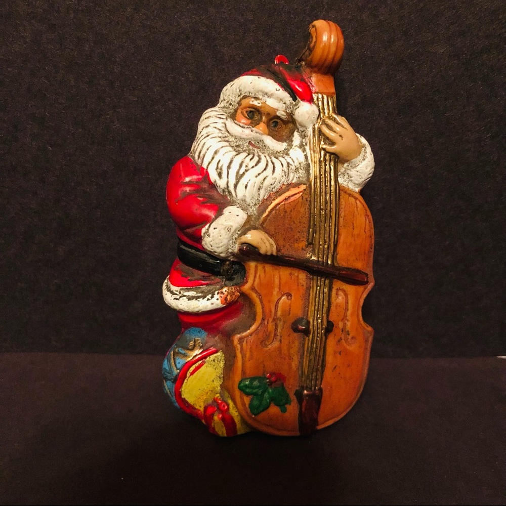 Aged Look Olde Time Santa with Viola (plastic) Ornament
